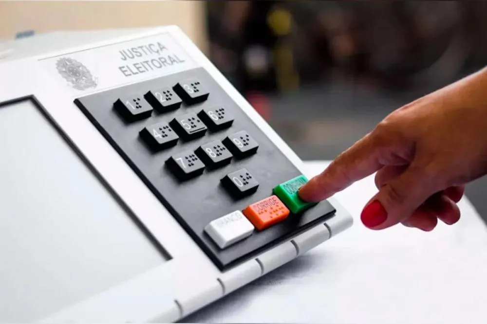 Eleitores com deficiência podem solicitar transporte gratuito para votar nas eleições