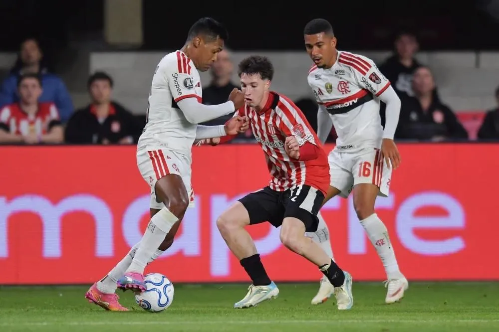 Flamengo enfrenta Estudiantes nesta quinta-feira por vaga na final da Libertadores contra o Palmeiras
