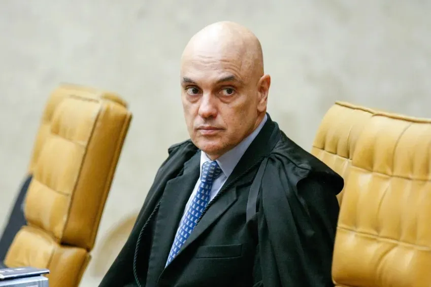 Relatório da PF cita Moraes como suposto “informante de luxo” de Daniel Vorcaro